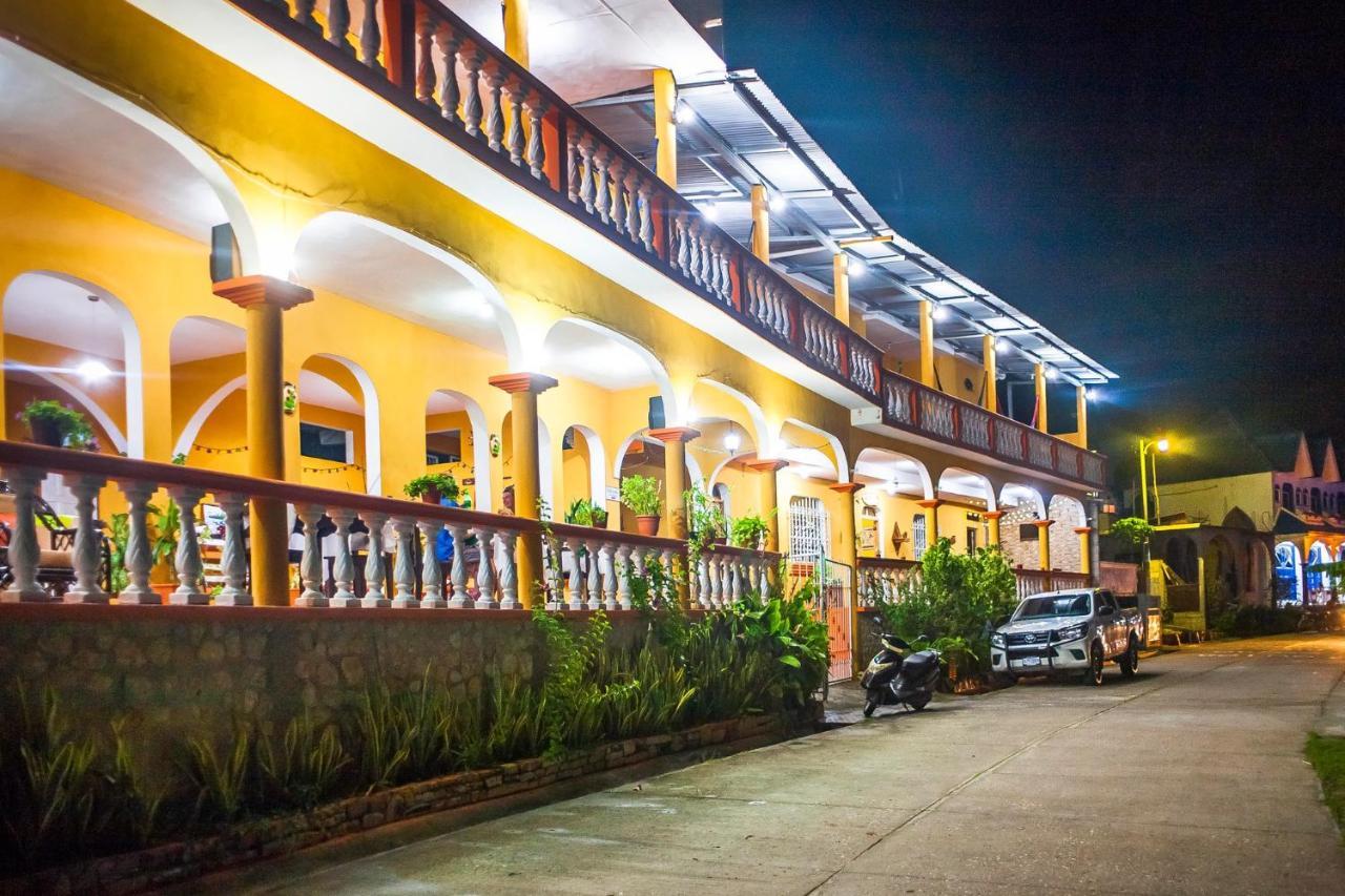 Hotel San Miguel Flores Exteriör bild