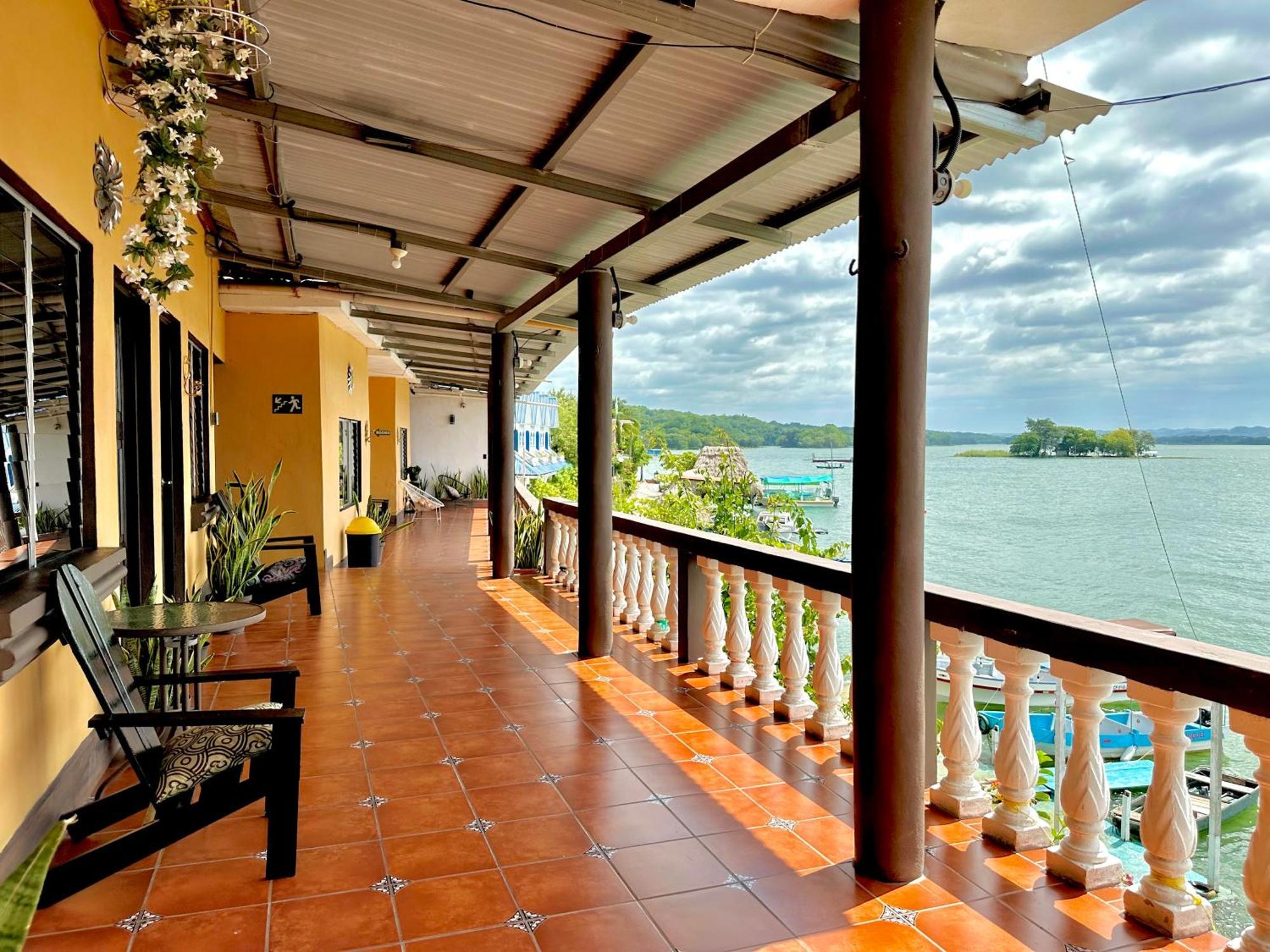 Hotel San Miguel Flores Exteriör bild